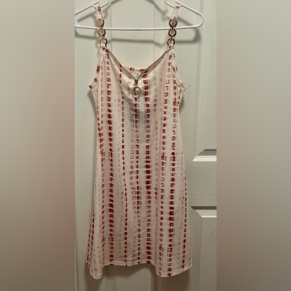 NWT-never worn-ETCYY Stylish Red and Cream Sun Dress with Ring Detail